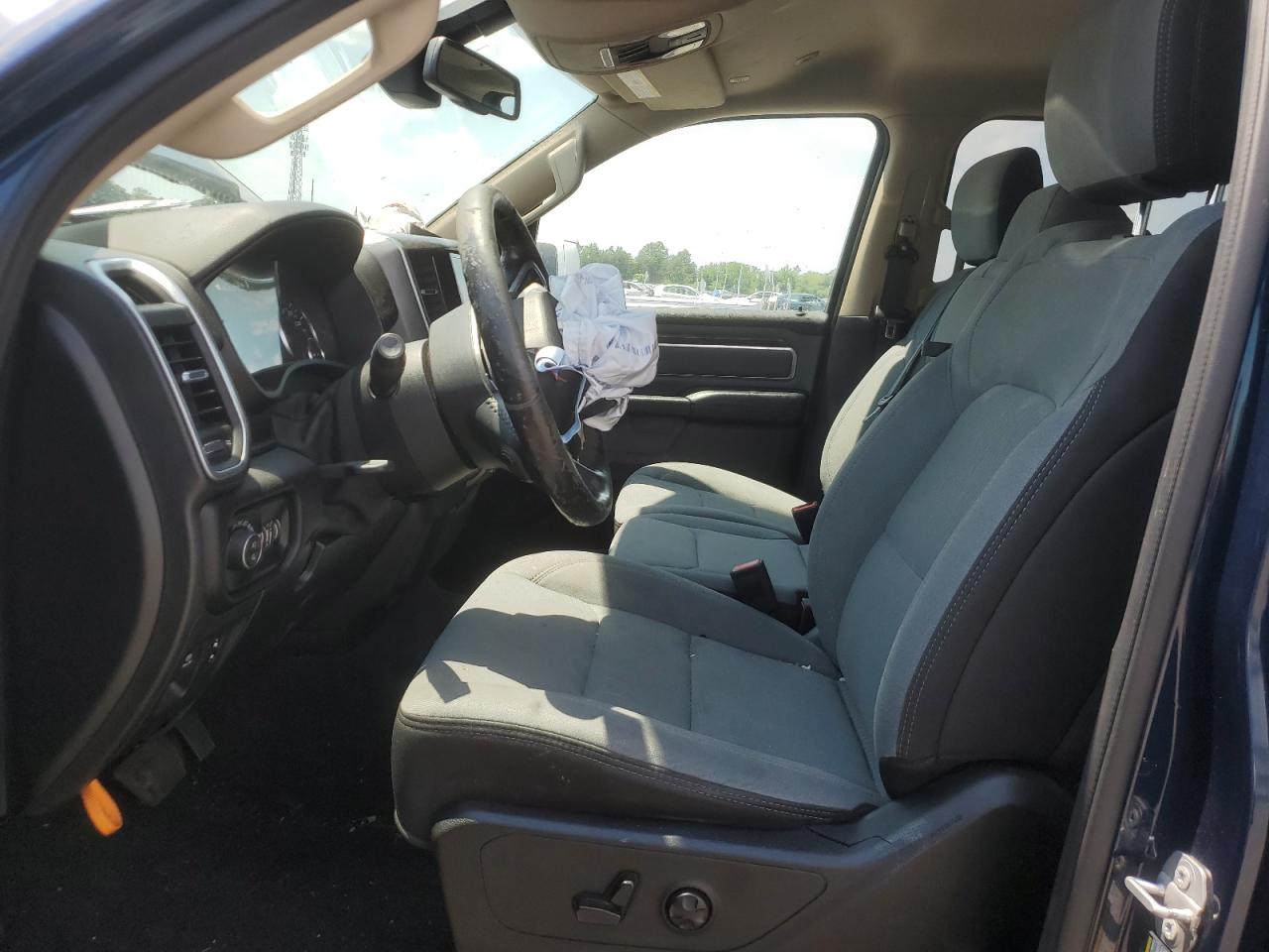 RAM 1500 2019 VIN 1C6SRFFT1KN608304 zdjęcie 7