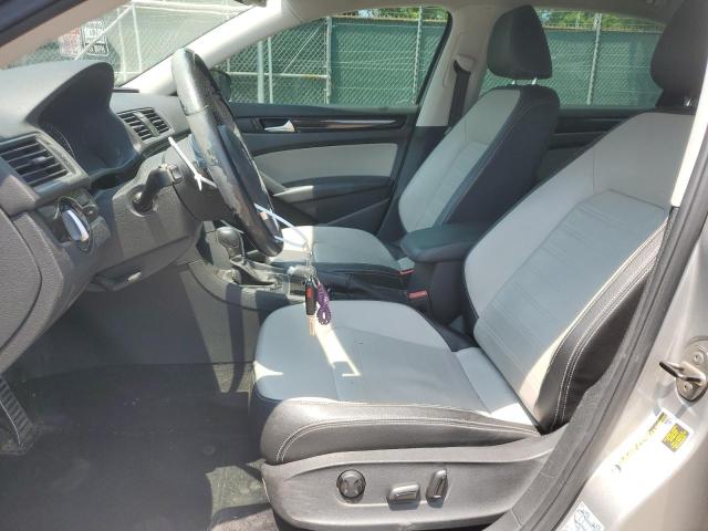  VOLKSWAGEN PASSAT 2014 Szary