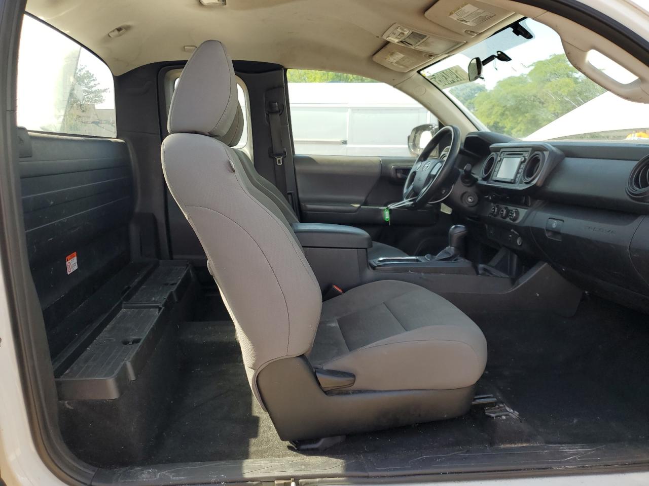 2016 Toyota Tacoma Access Cab VIN: 5TFRX5GN9GX057039 Lot: 61984305