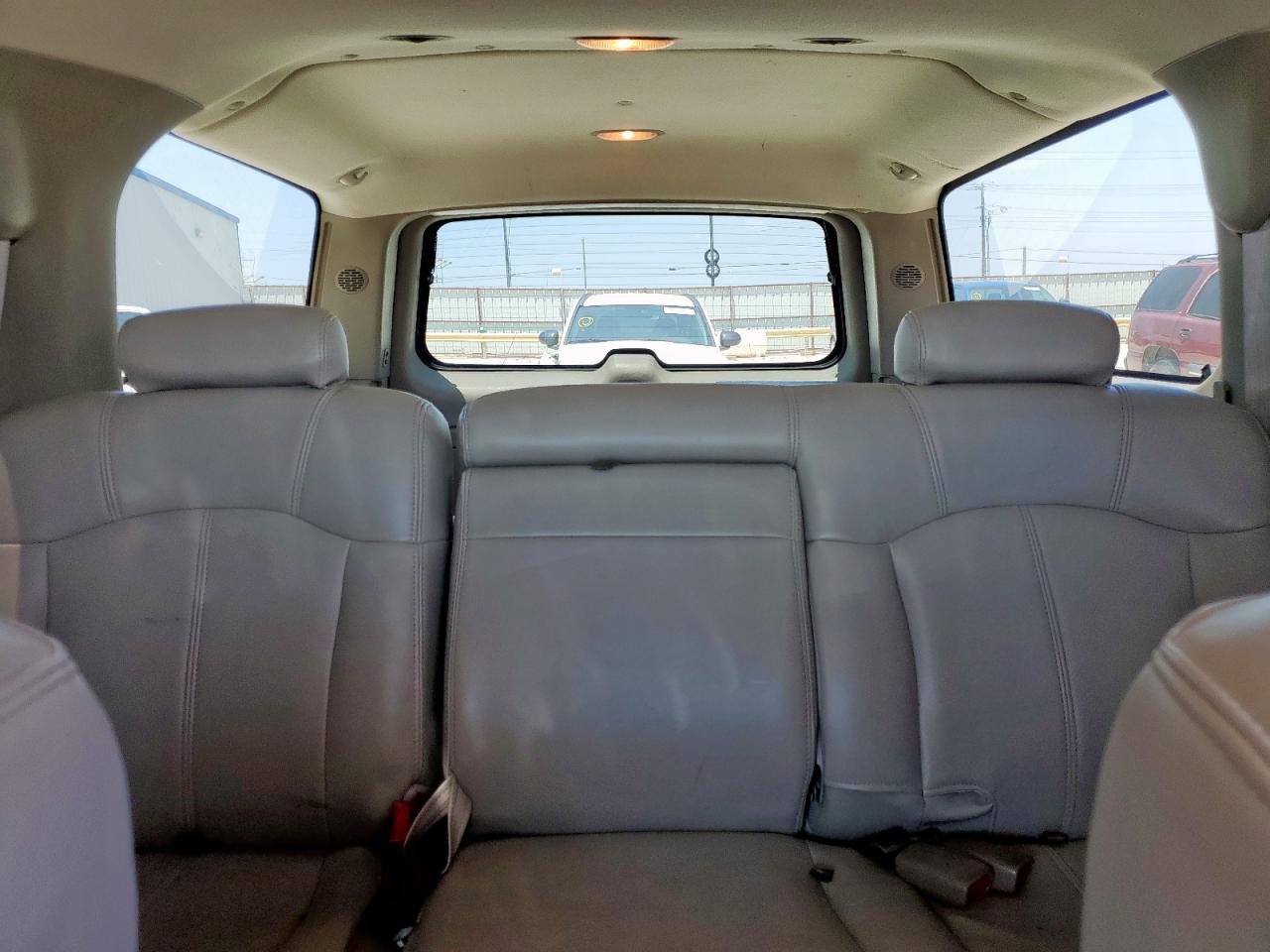 2002 Chevrolet Suburban C1500 VIN: 3GNEC16ZX2G130933 Lot: 59340045
