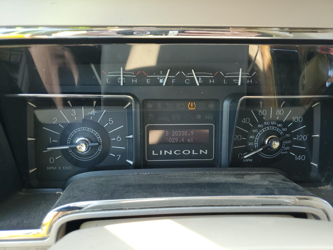 2008 Lincoln Navigator VIN: 5LMFU28598LJ00255 Lot: 62189995