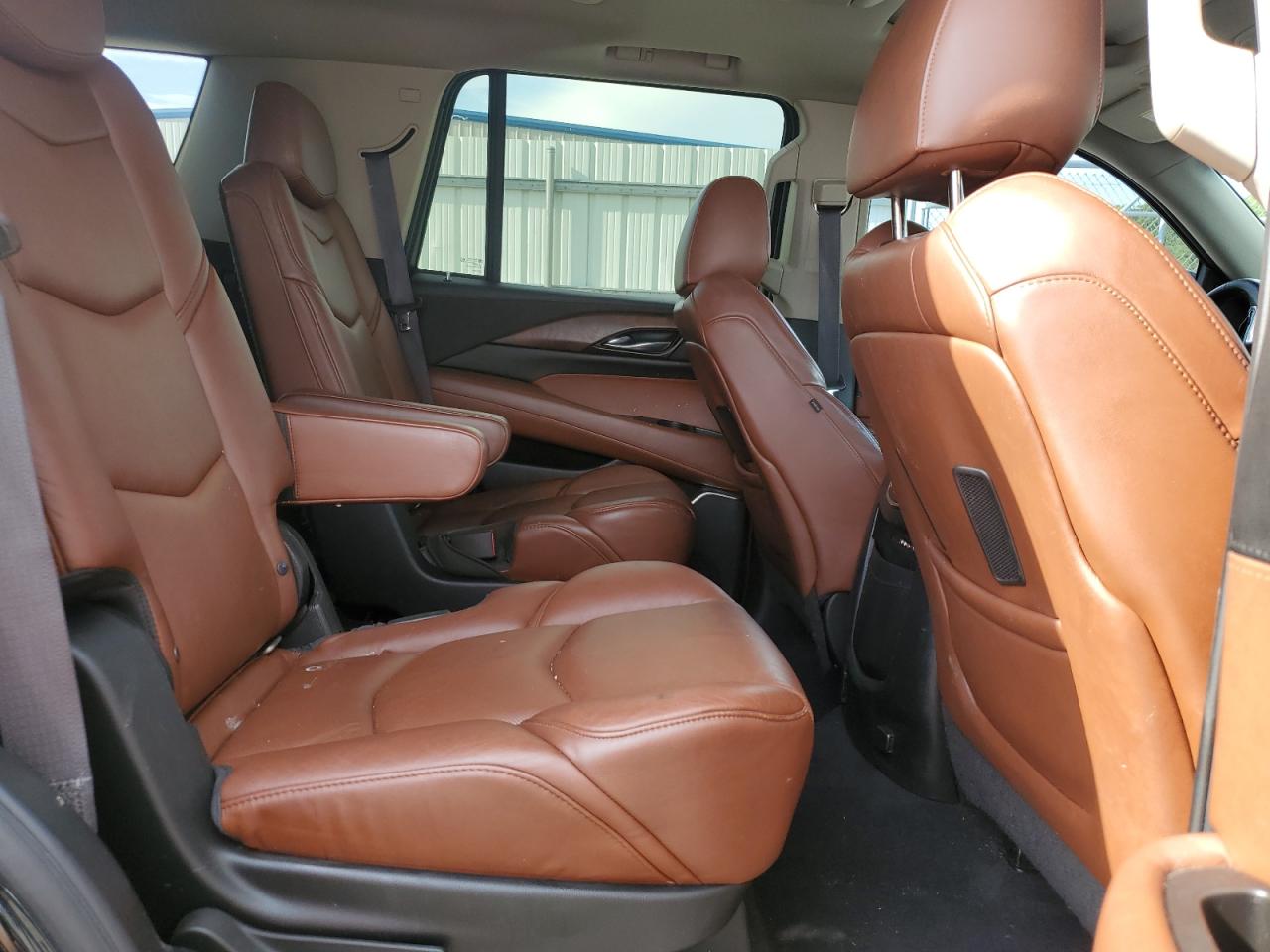 2015 Cadillac Escalade Luxury VIN: 1GYS4MKJ1FR714387 Lot: 62785135