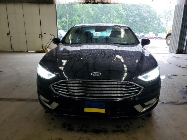 Sedans FORD FUSION 2017 Czarny