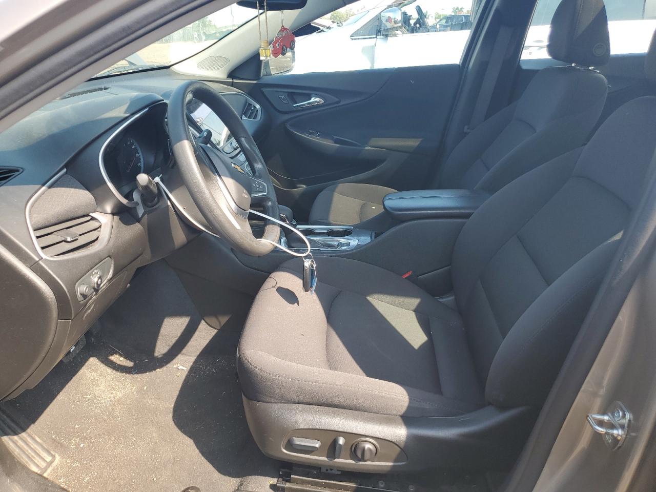 CHEVROLET MALIBU 2022 VIN 1G1ZD5ST1NF140894 photo 7