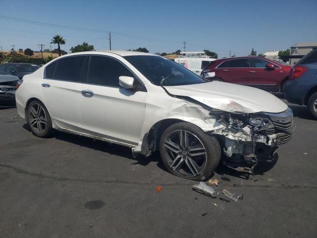  HONDA ACCORD 2017 Белы