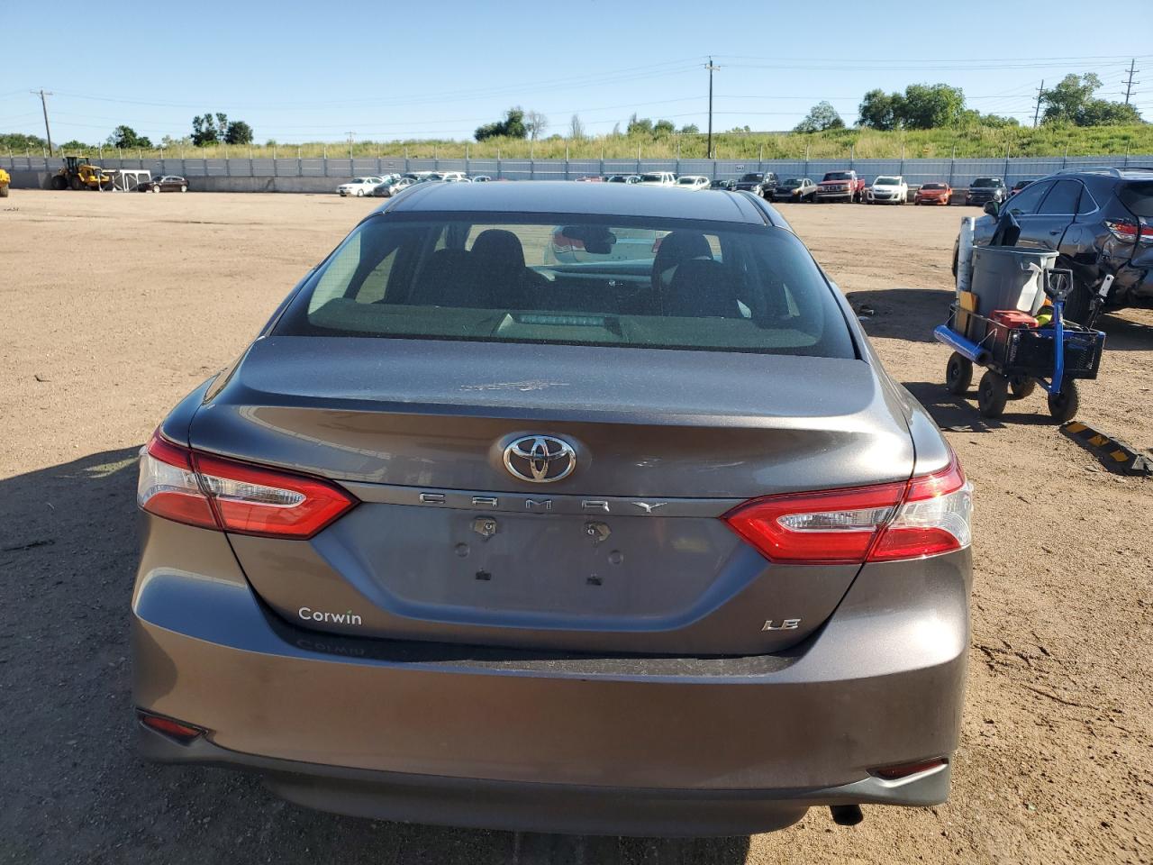2018 Toyota Camry L VIN: 4T1B11HK8JU515321 Lot: 62285545