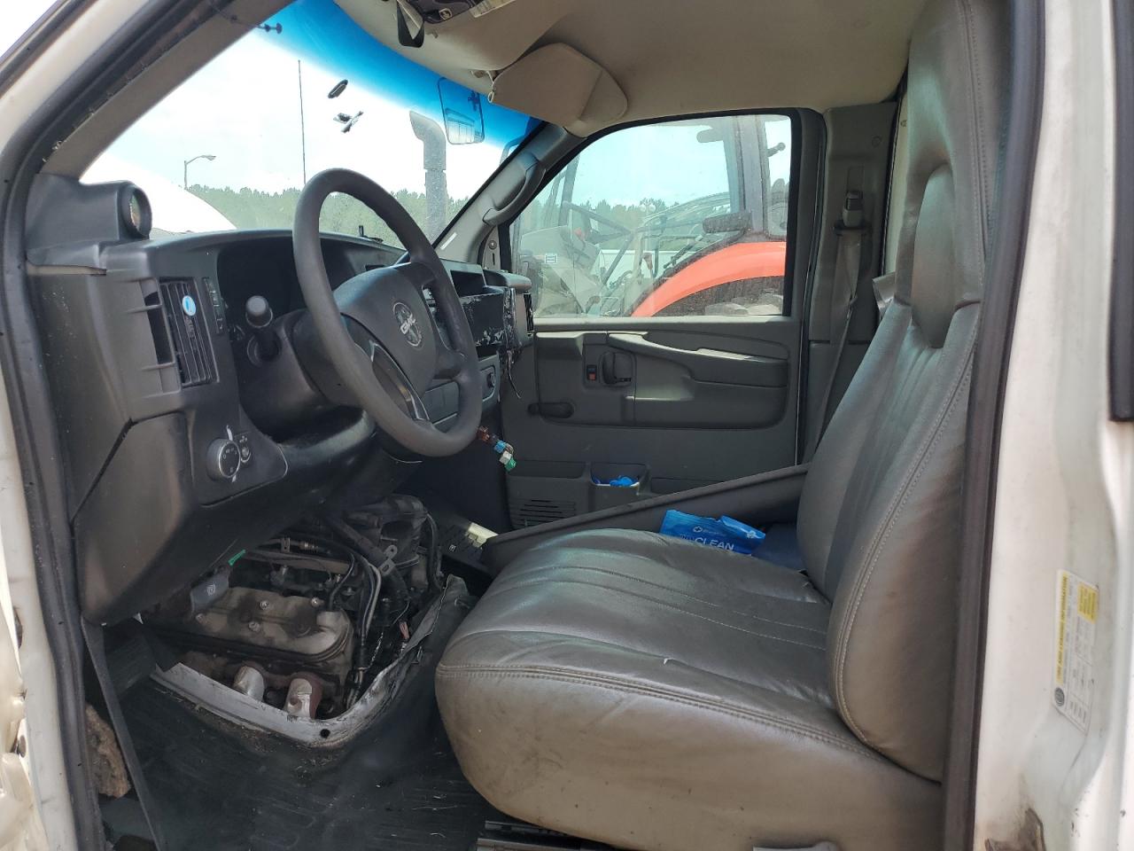 2008 GMC Savana Cutaway G3500 VIN: 1GDGG31C681911813 Lot: 61073905