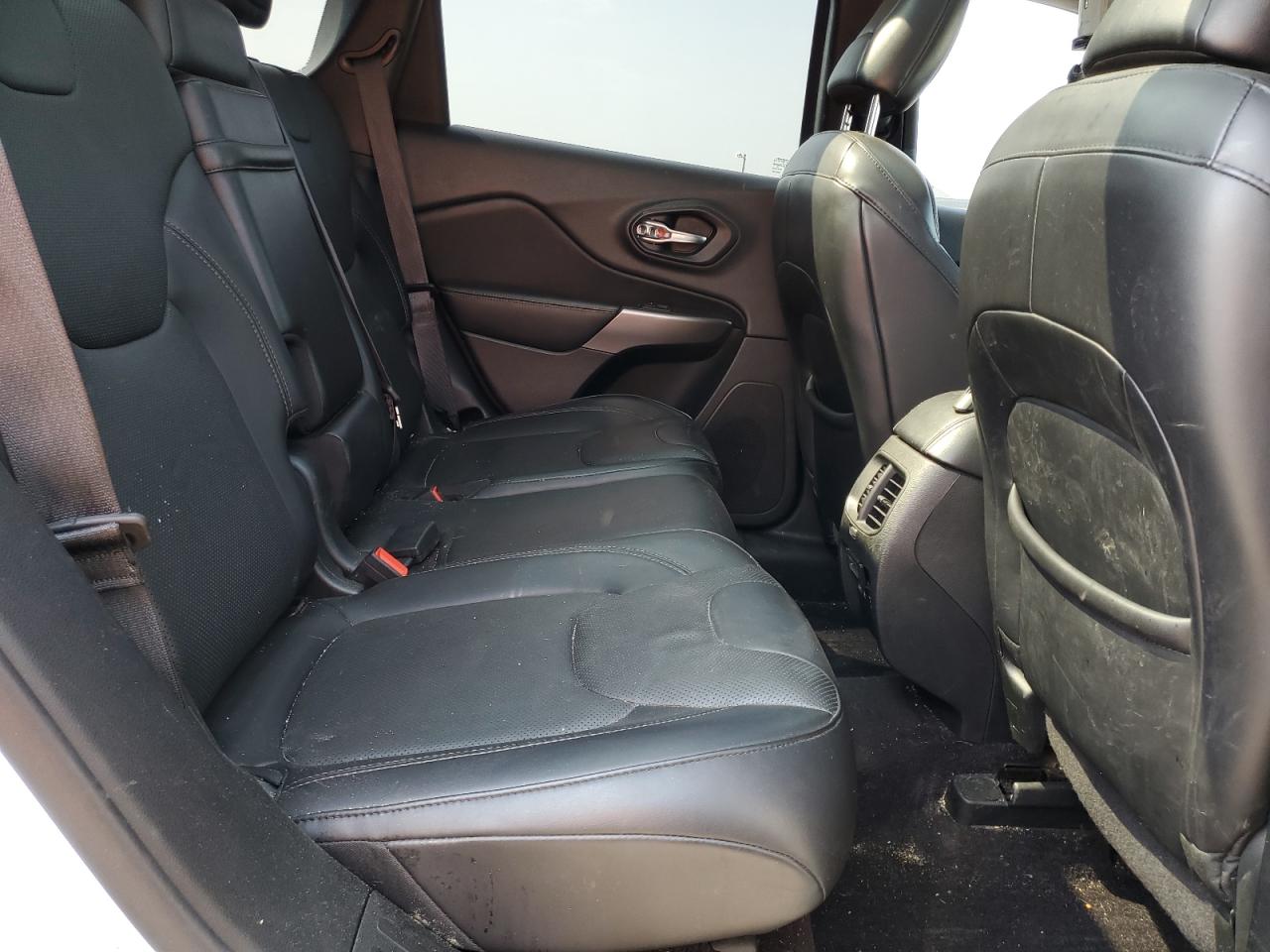 2019 Jeep Cherokee Limited VIN: 1C4PJMDX2KD125670 Lot: 60468875