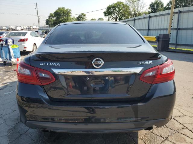  NISSAN ALTIMA 2017 Czarny