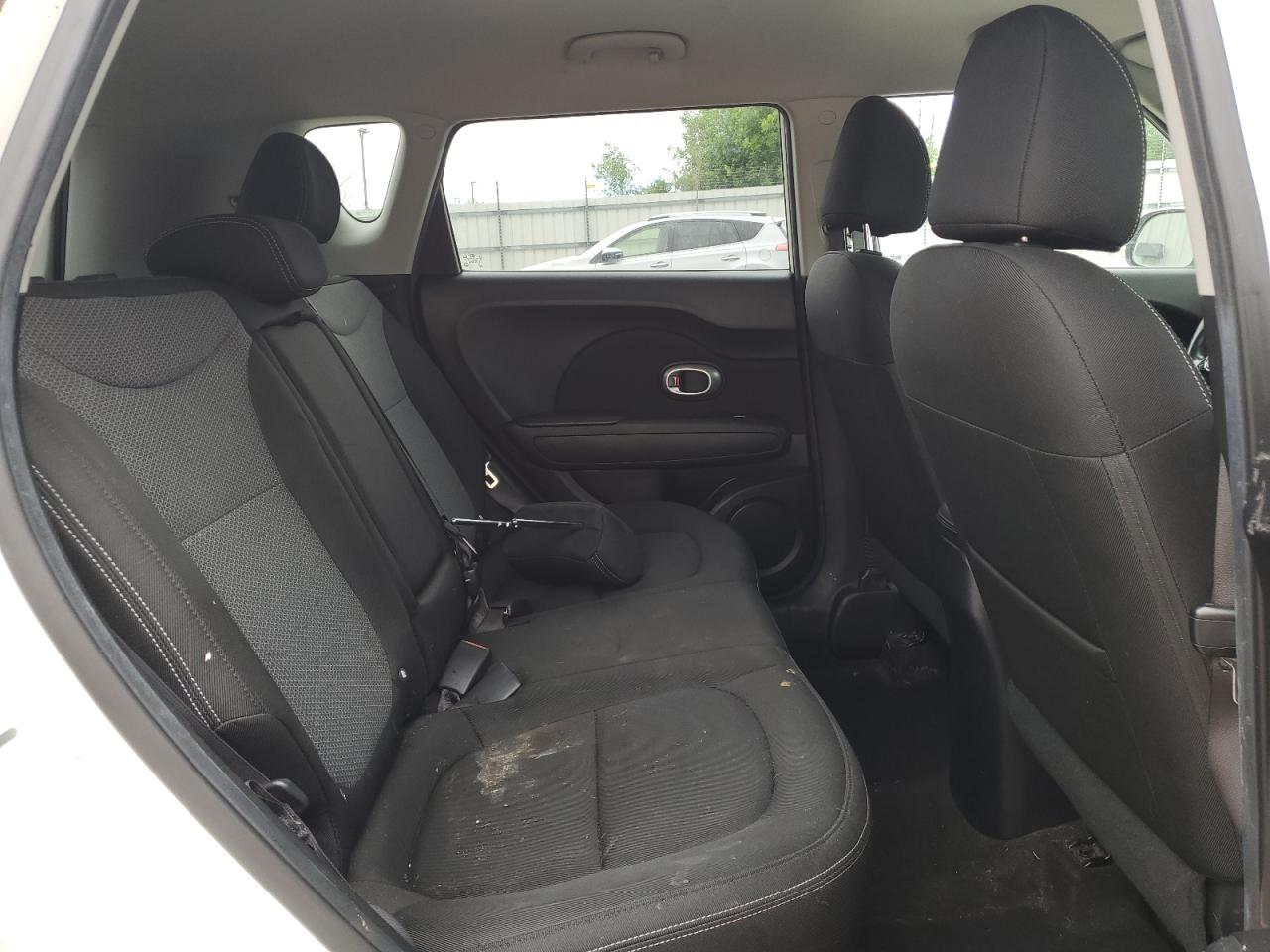 2017 Kia Soul + VIN: KNDJP3A57H7424824 Lot: 62897335