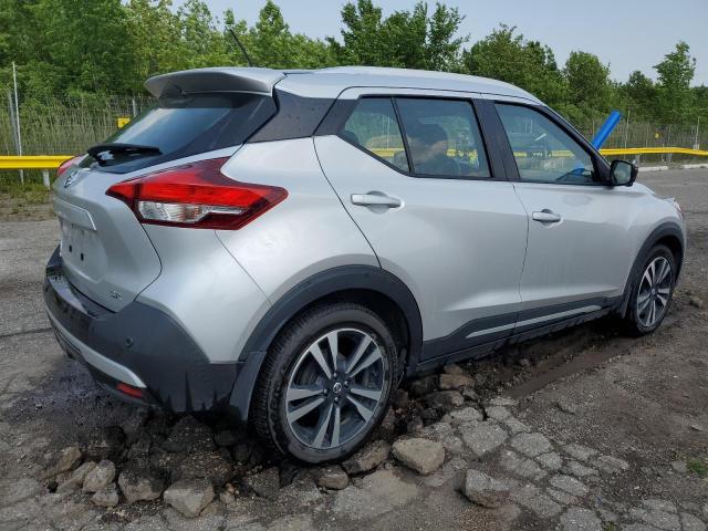  NISSAN KICKS 2020 Srebrny