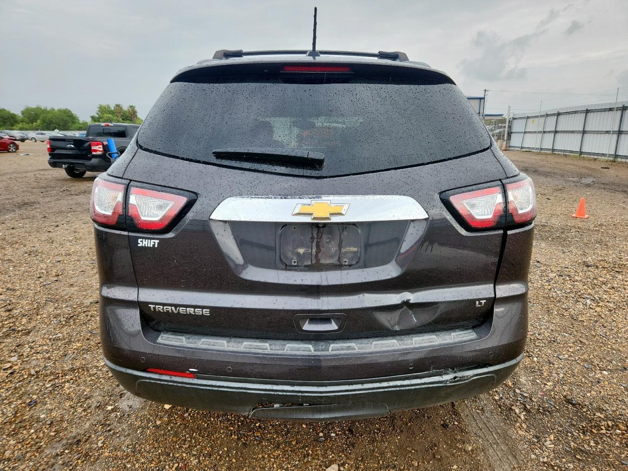 2017 Chevrolet Traverse Lt VIN: 1GNKRGKDXHJ230388 Lot: 62715215