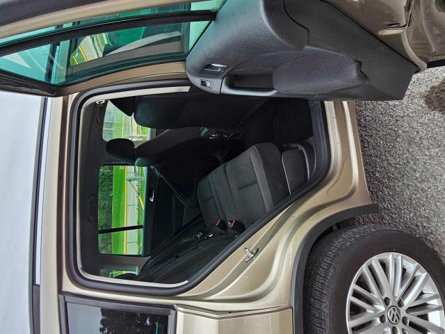 Parquets VOLKSWAGEN TIGUAN 2016 Beżowy