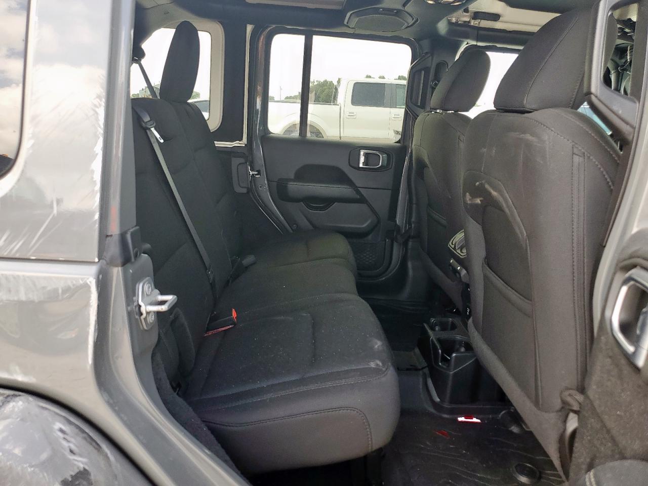 2020 Jeep Wrangler Unlimited Sahara VIN: 1C4HJXEN4LW234754 Lot: 61486715