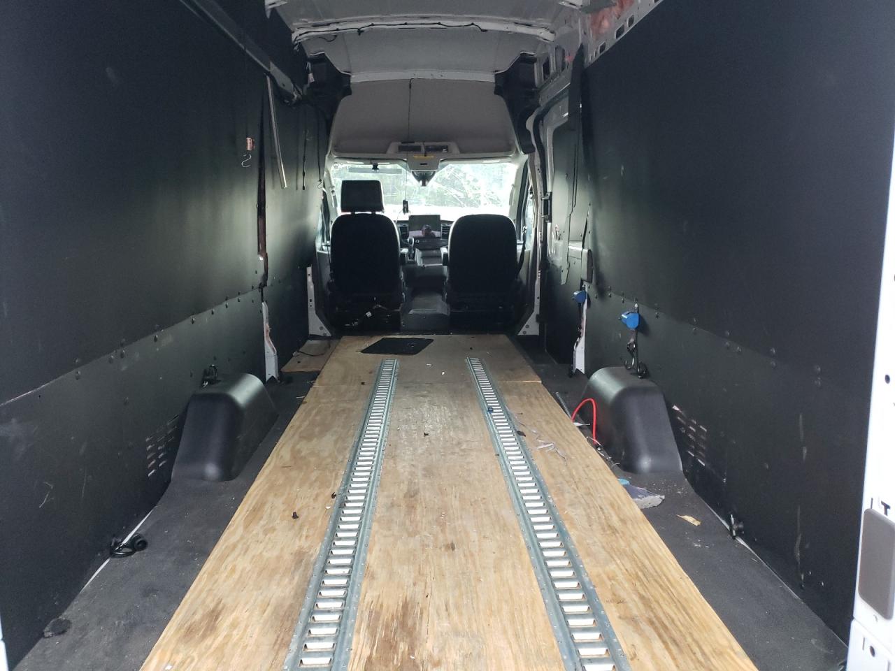 2024 Ford Transit T-250 VIN: 1FTBR3X86RKA95824 Lot: 62324075
