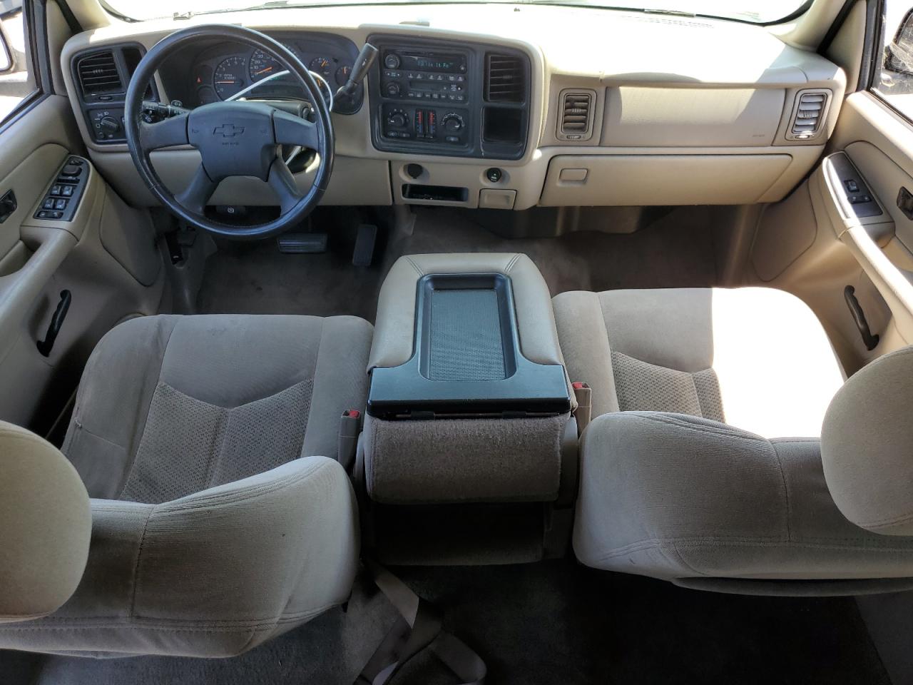 CHEVROLET TAHOE 2004 VIN 1GNEC13V84J274595 photo 8