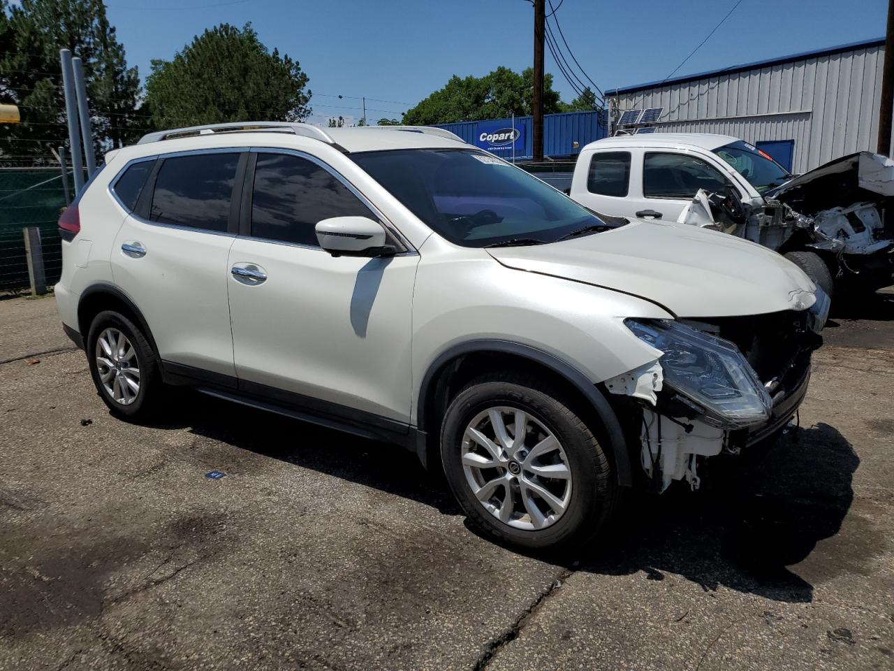 NISSAN ROGUE 2018 VIN 5N1AT2MV6JC843404 фото 4