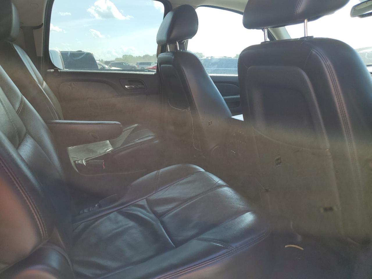 2011 GMC Yukon Xl C1500 Slt VIN: 1GKS1KE07BR356409 Lot: 90646125