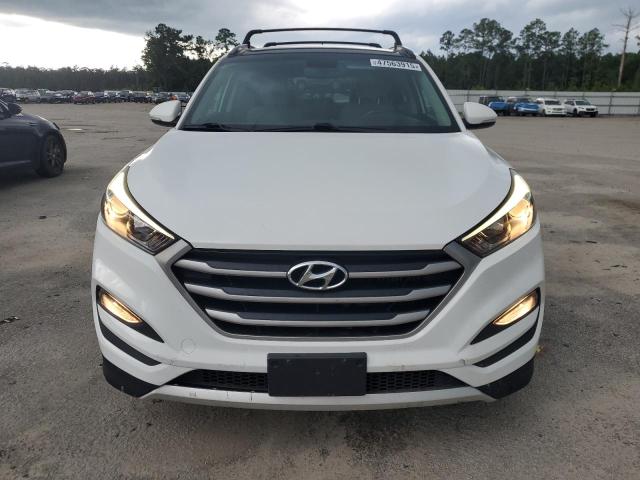 Паркетники HYUNDAI TUCSON 2017 Белы