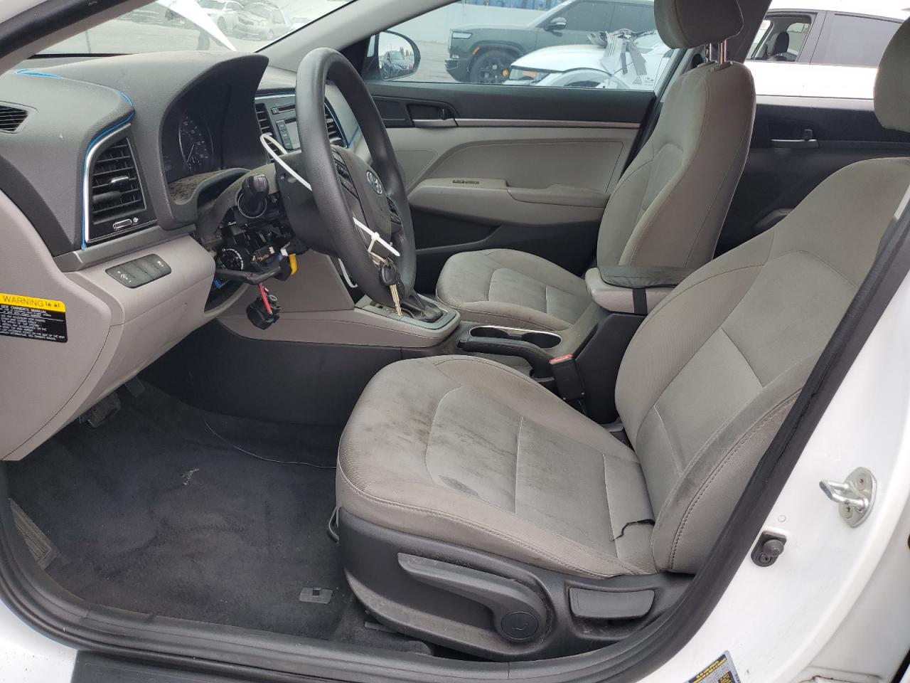 HYUNDAI ELANTRA 2017 VIN 5NPD74LF0HH158132 фото 7