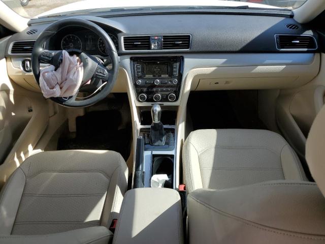  VOLKSWAGEN PASSAT 2012 White