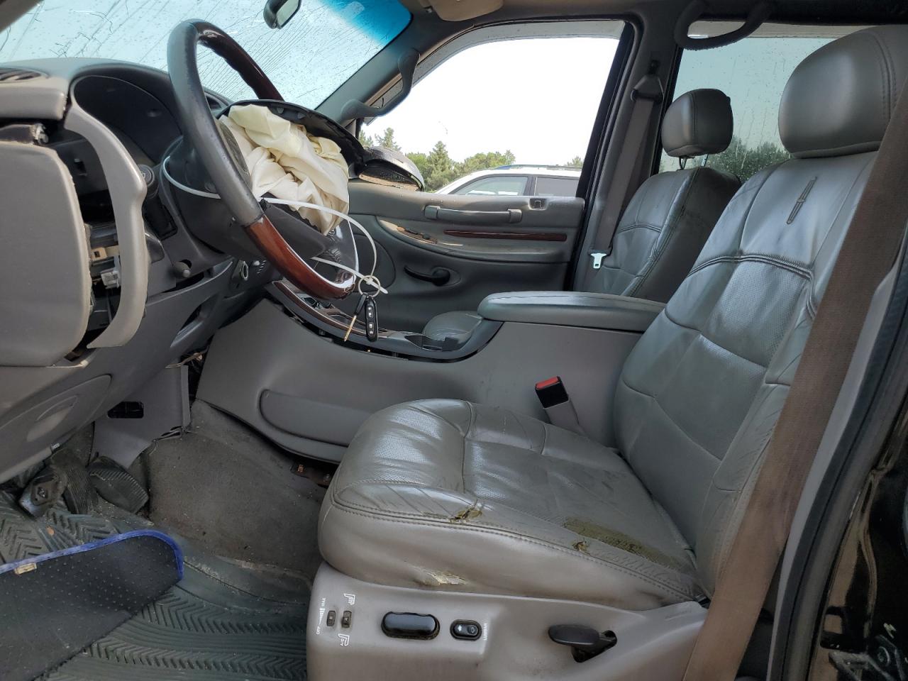 2001 Lincoln Navigator VIN: 5LMFU28R31LJ27623 Lot: 60527315
