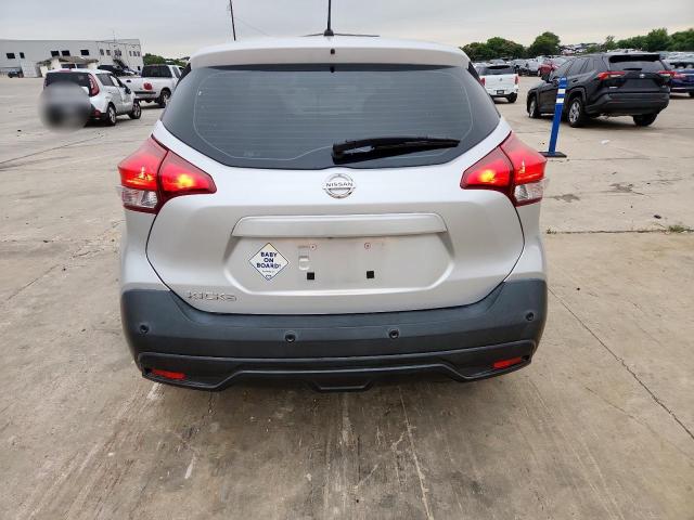  NISSAN KICKS 2020 Silver