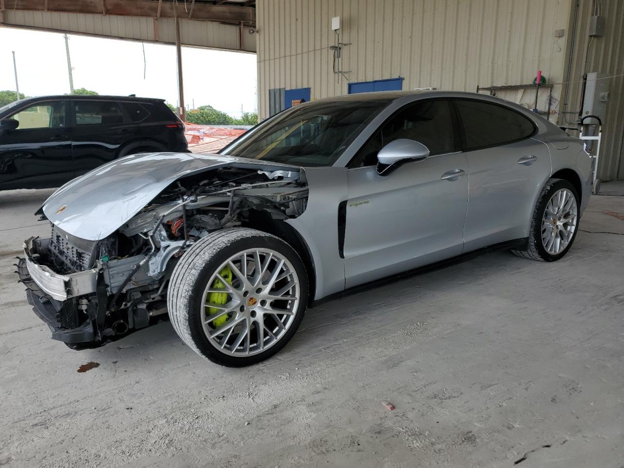 2018 Porsche Panamera 4 E-Hybrid