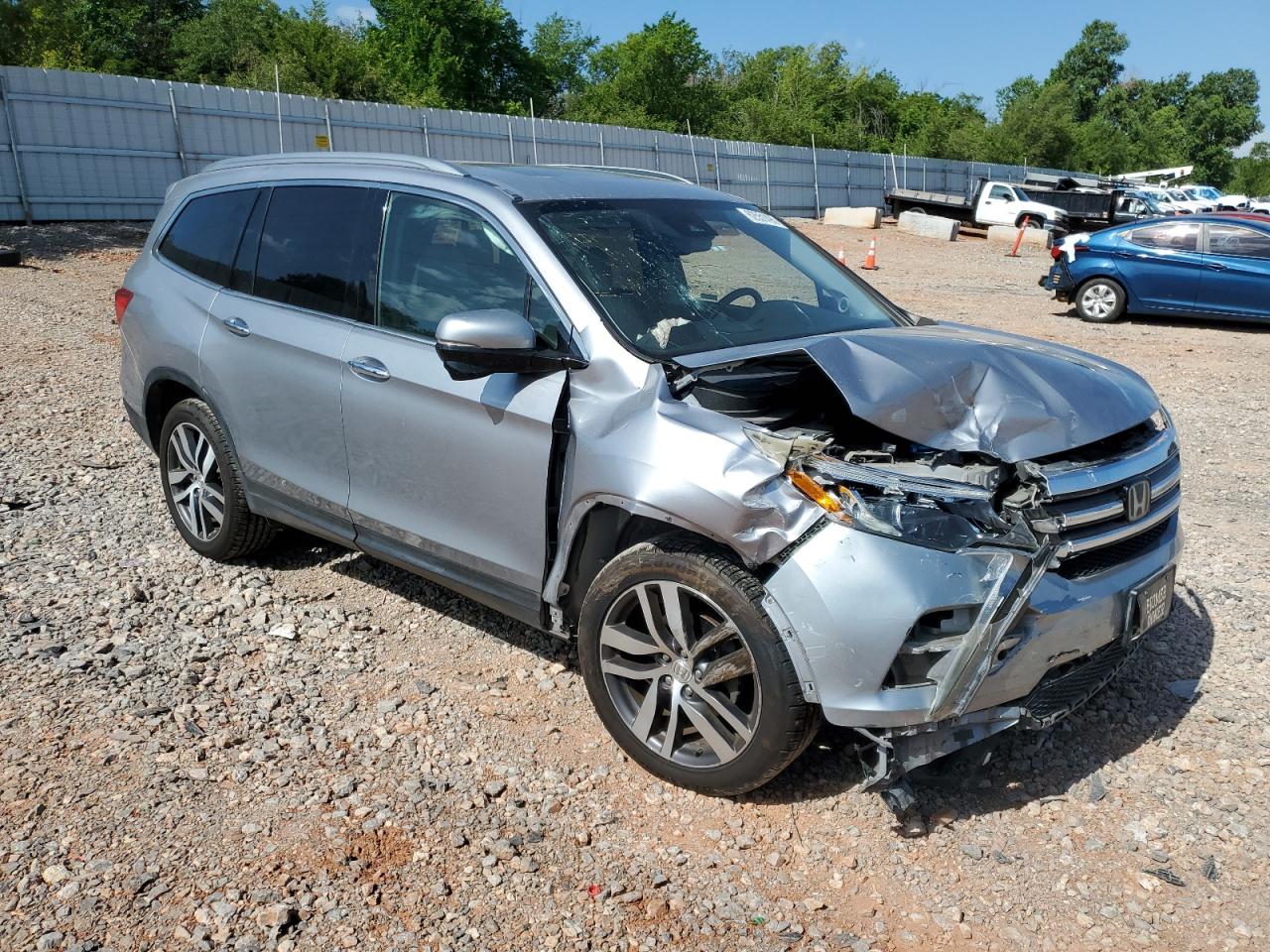 HONDA PILOT 2017 VIN 5FNYF5H93HB043441 фото 4