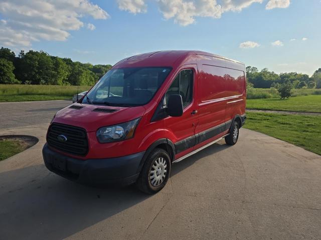 Vans FORD TRANSIT 2016 Czerwony
