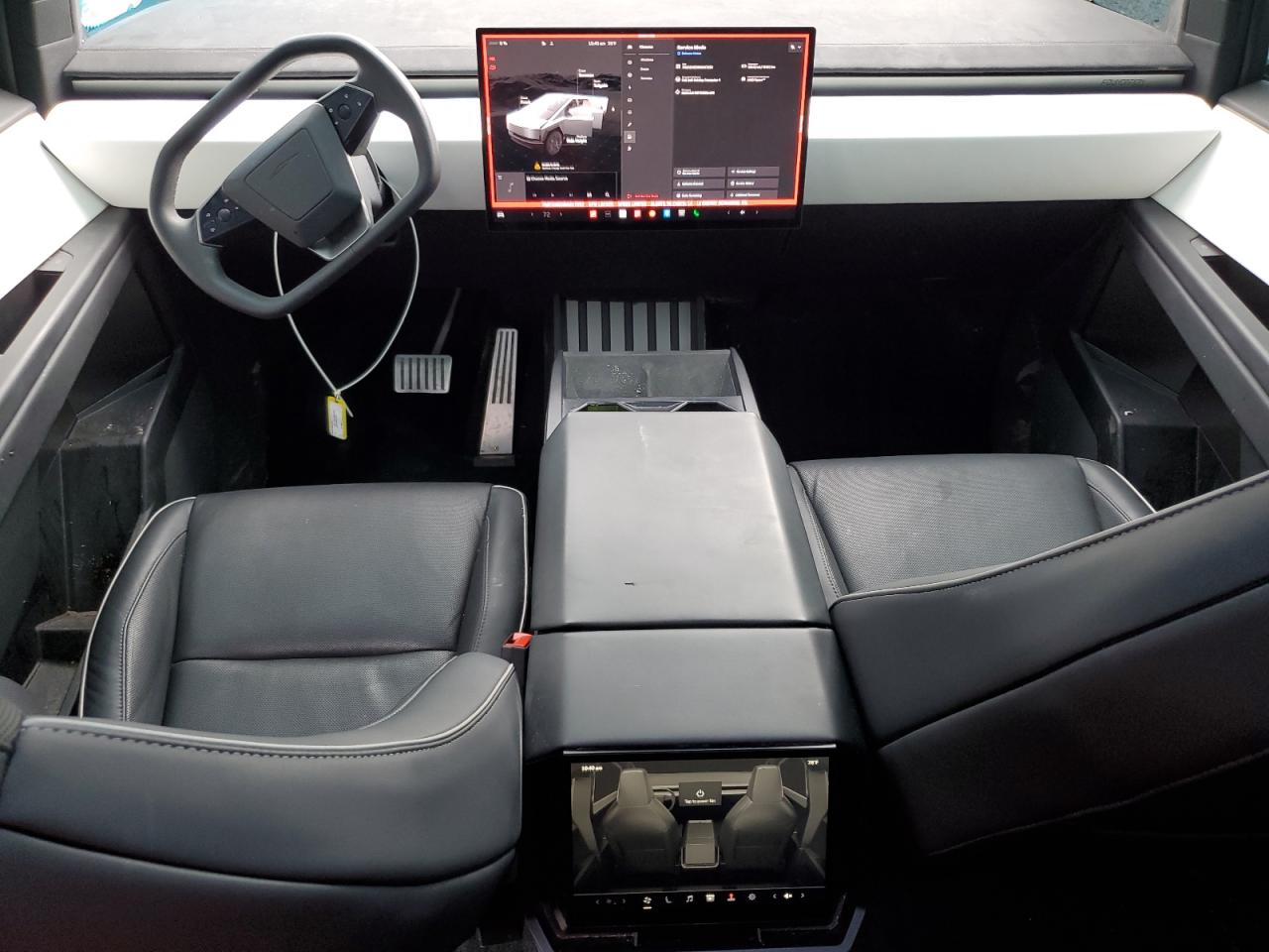 2024 Tesla Cybertruck VIN: 7G2CEHEE8RA017252 Lot: 58918195