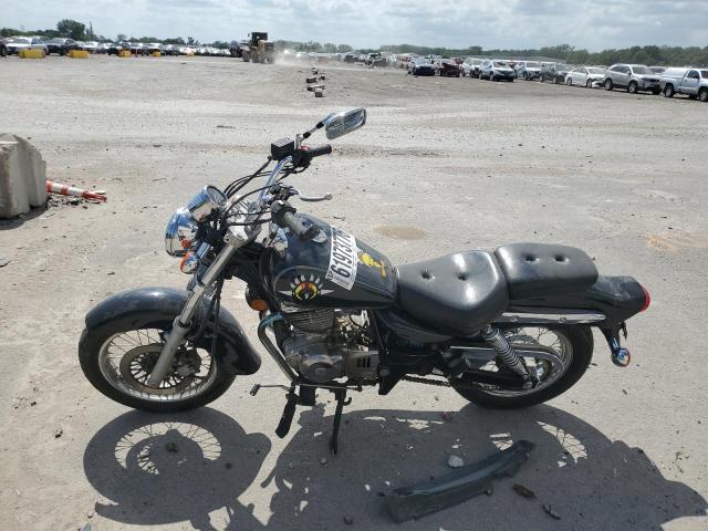2002 SUZUKI GZ250   