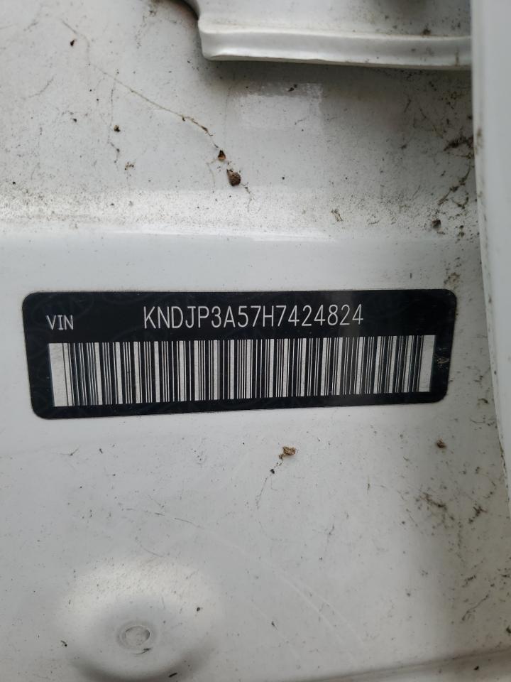 2017 Kia Soul + VIN: KNDJP3A57H7424824 Lot: 62897335