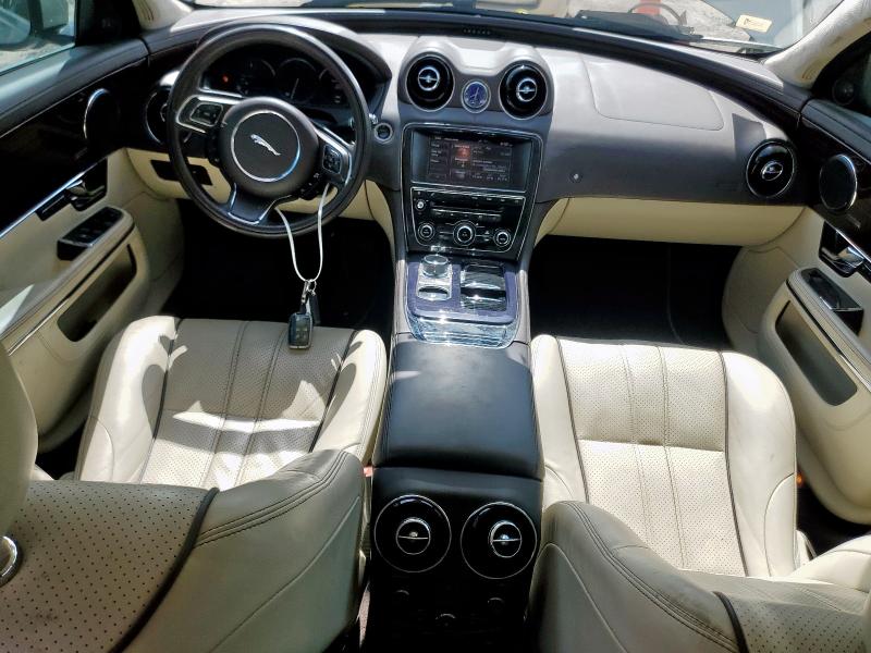  JAGUAR XJ 2013 Золотой