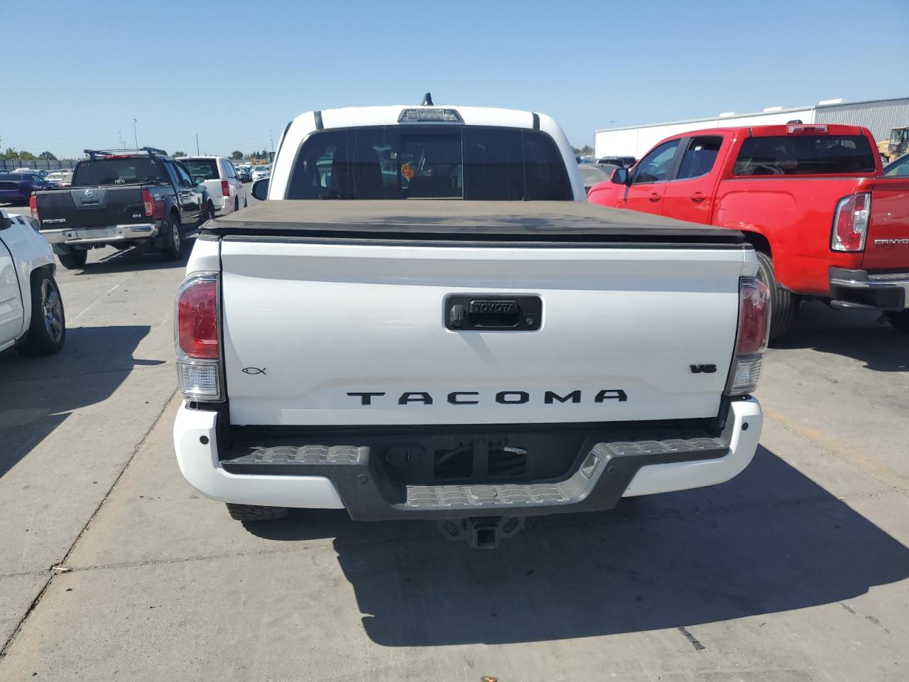 TOYOTA TACOMA 2023 VIN 3TMCZ5AN6PM645110 фото 6