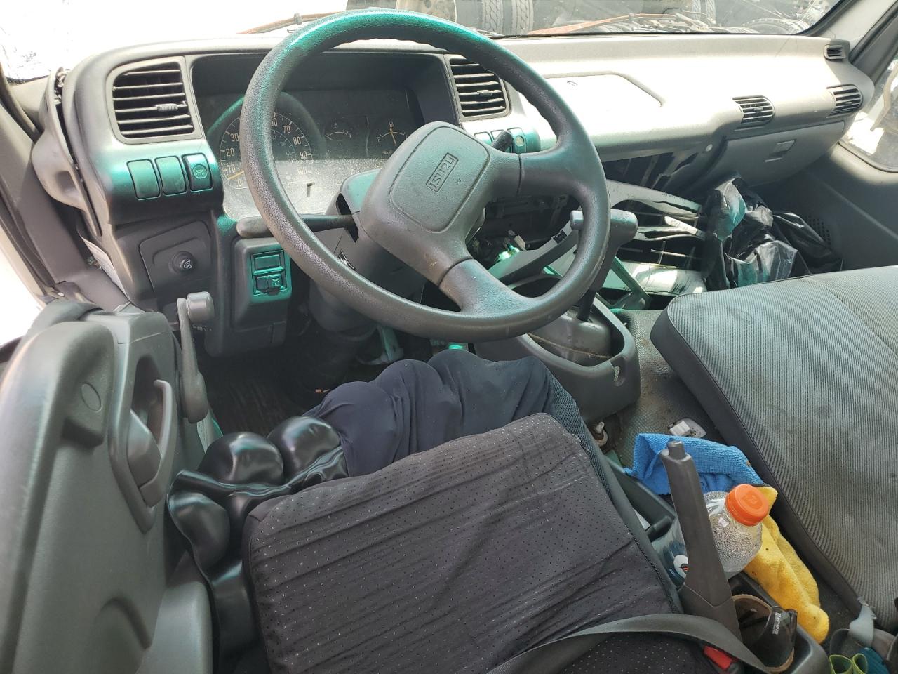 1999 Isuzu Npr VIN: JALB4B14XX7013459 Lot: 61630935