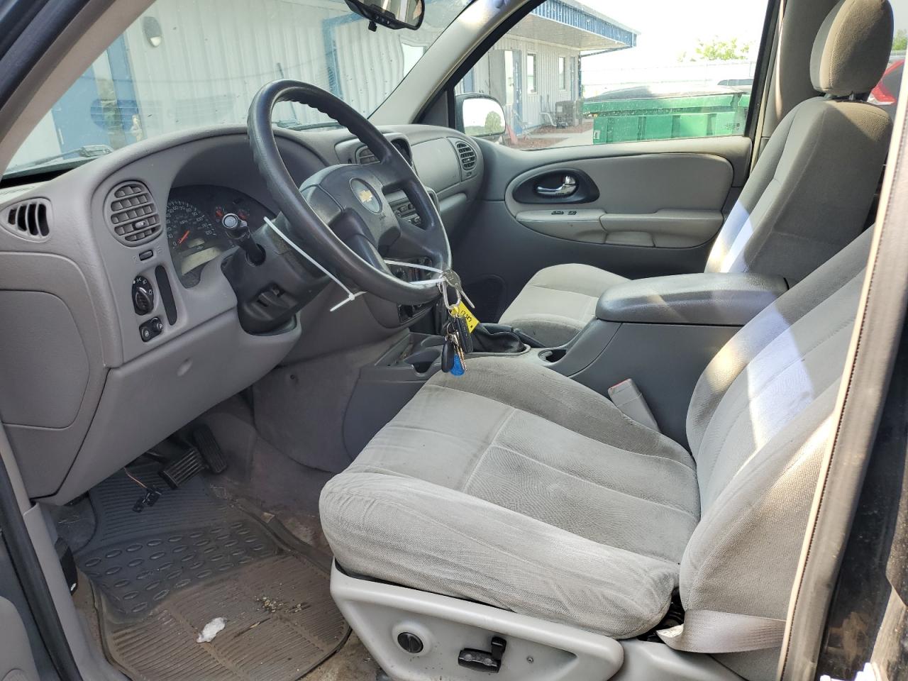 2005 Chevrolet Trailblazer Ls VIN: 1GNDT13S452383651 Lot: 60230245