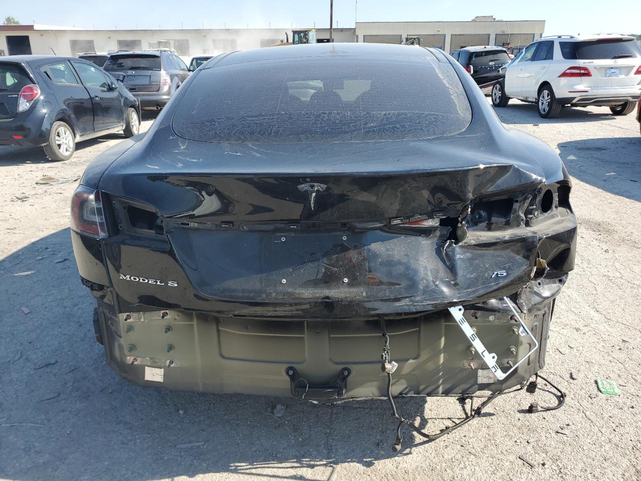 2017 Tesla Model S VIN: 5YJSA1E11HF209631 Lot: 61384575