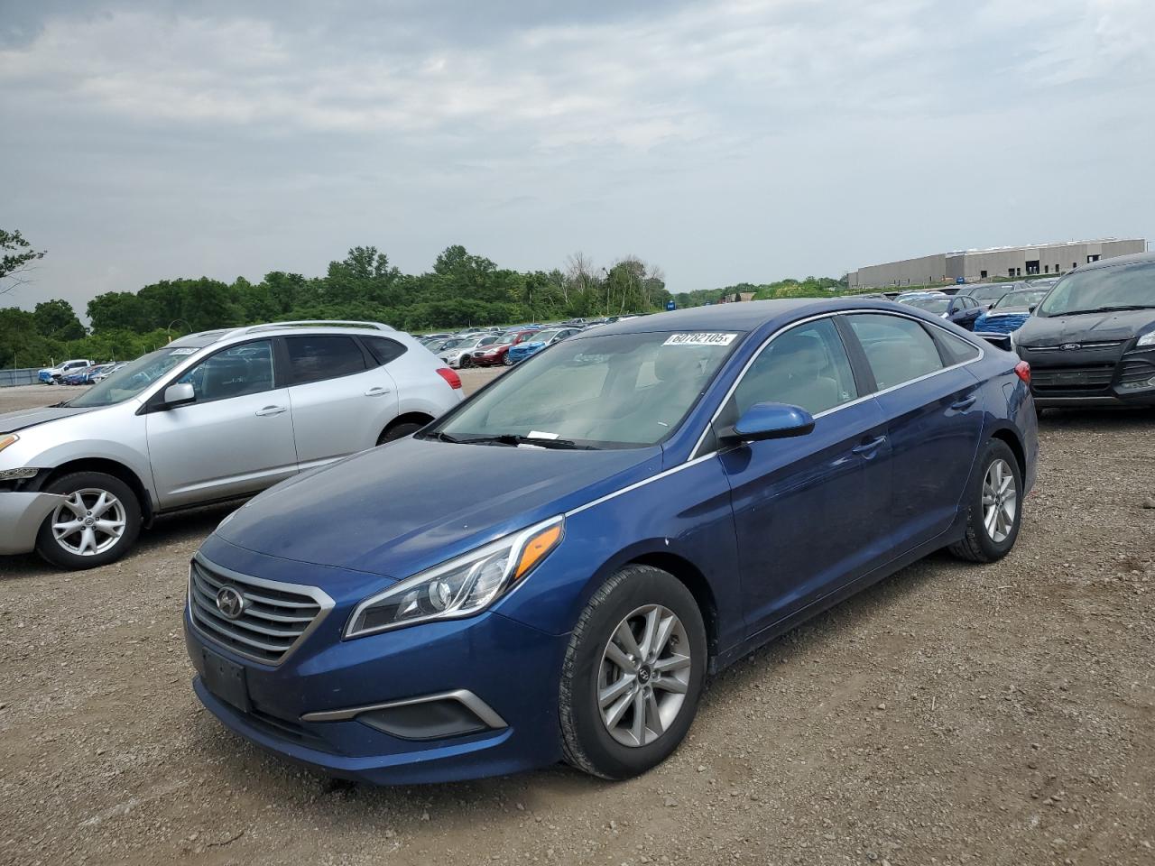 2016 Hyundai Sonata Se იყიდება Des Moines-ში, IA - Rear End