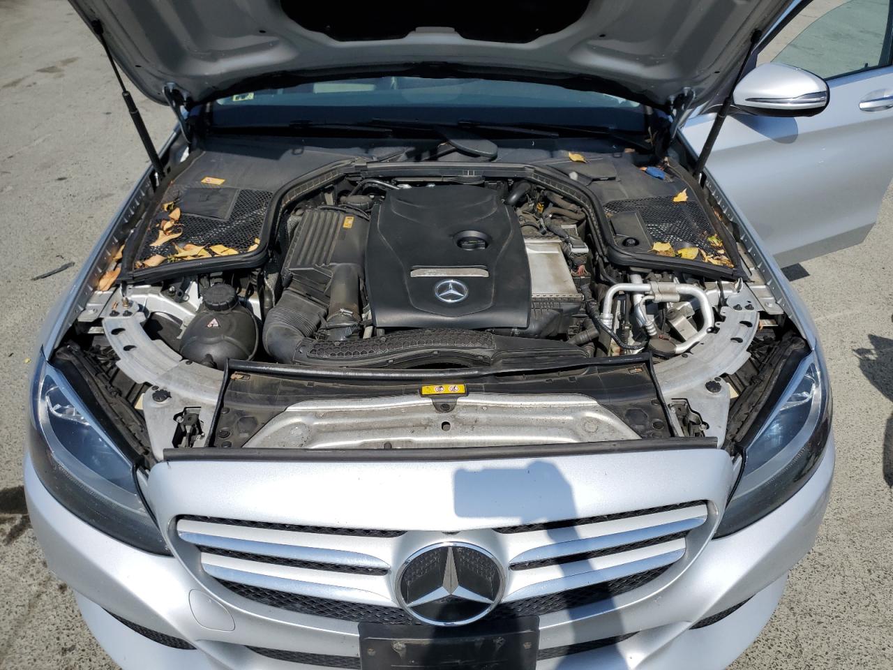 2016 Mercedes-Benz C 300 4Matic VIN: 55SWF4KB7GU099957 Lot: 58439645