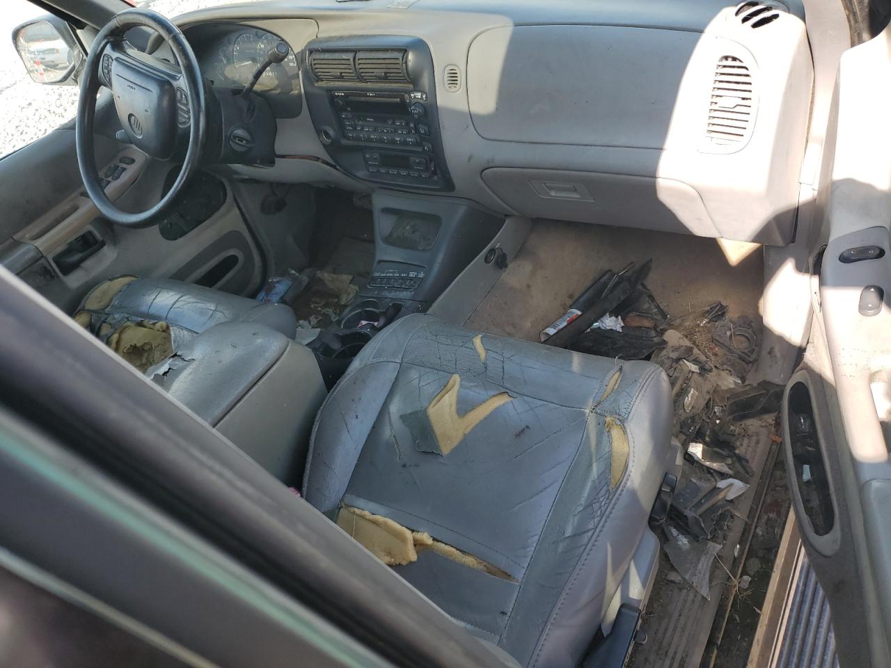 2000 Mercury Mountaineer VIN: 4M2ZU86P1YUJ22489 Lot: 61437035