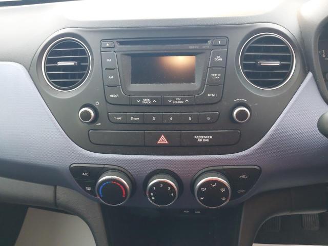 2014 HYUNDAI I10 SE