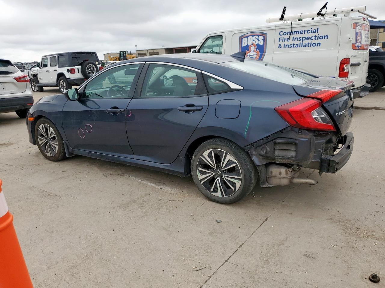 HONDA CIVIC 2016 VIN 19XFC1F71GE035529 фото 2