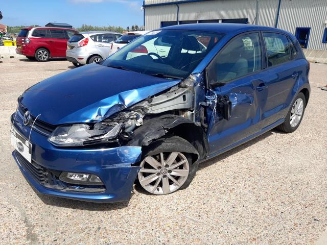 VOLKSWAGEN POLO SE TS 2015