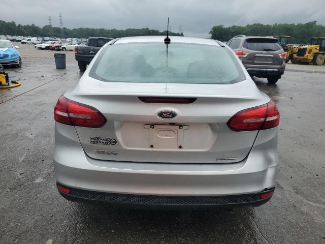  FORD FOCUS 2015 Srebrny