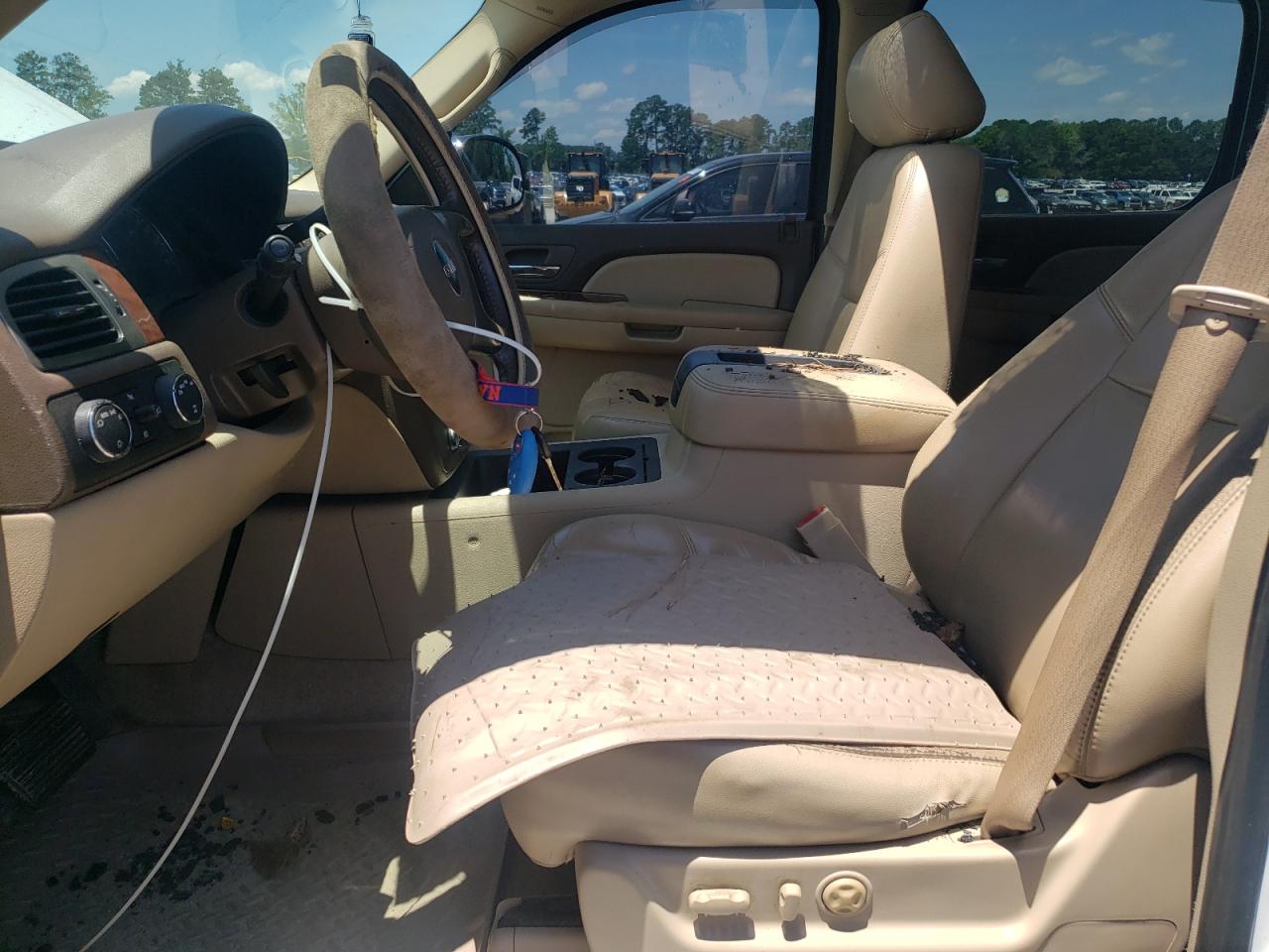 2007 GMC Yukon Xl K1500 VIN: 1GKFK16397R379635 Lot: 61567595