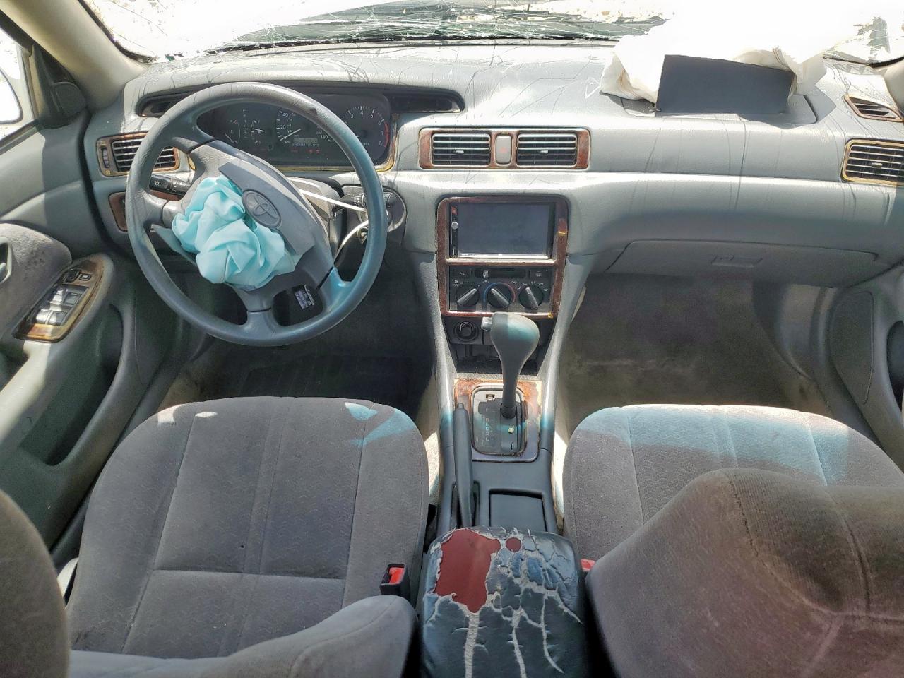 1999 Toyota Camry Ce VIN: 4T1BG28K7XU864435 Lot: 62739325
