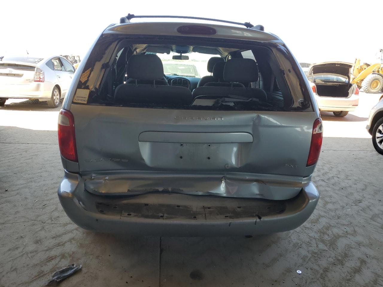 2005 Dodge Caravan Sxt VIN: 1D4GP45R15B181360 Lot: 61221005