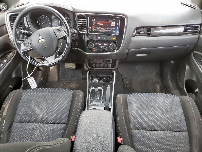  MITSUBISHI OUTLANDER 2018 Czarny