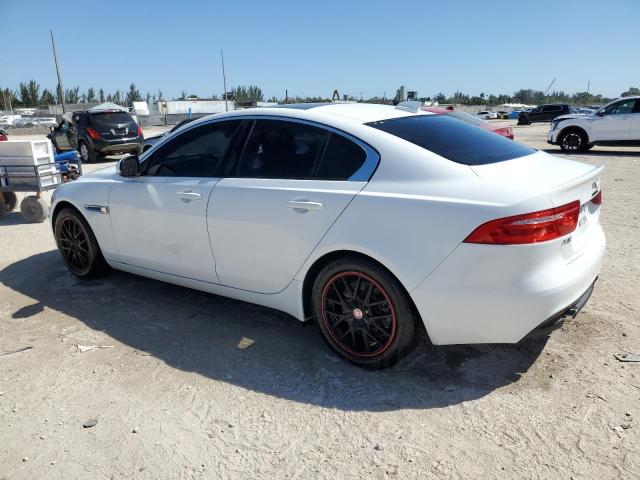 Sedans JAGUAR XE 2017 White